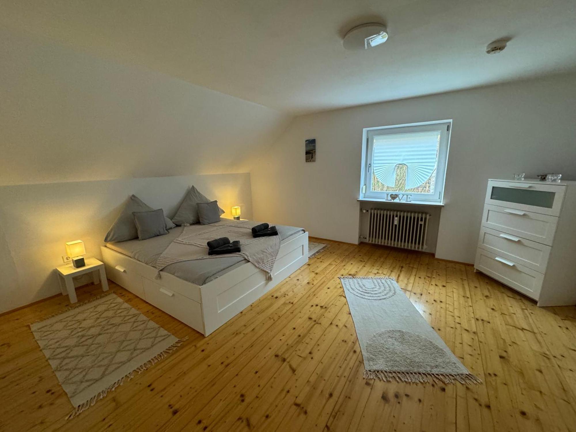 Апартаменты Fewo Boho 110 Qm Mit Bergblick 3 Min Bahnhof Лауфен Экстерьер фото